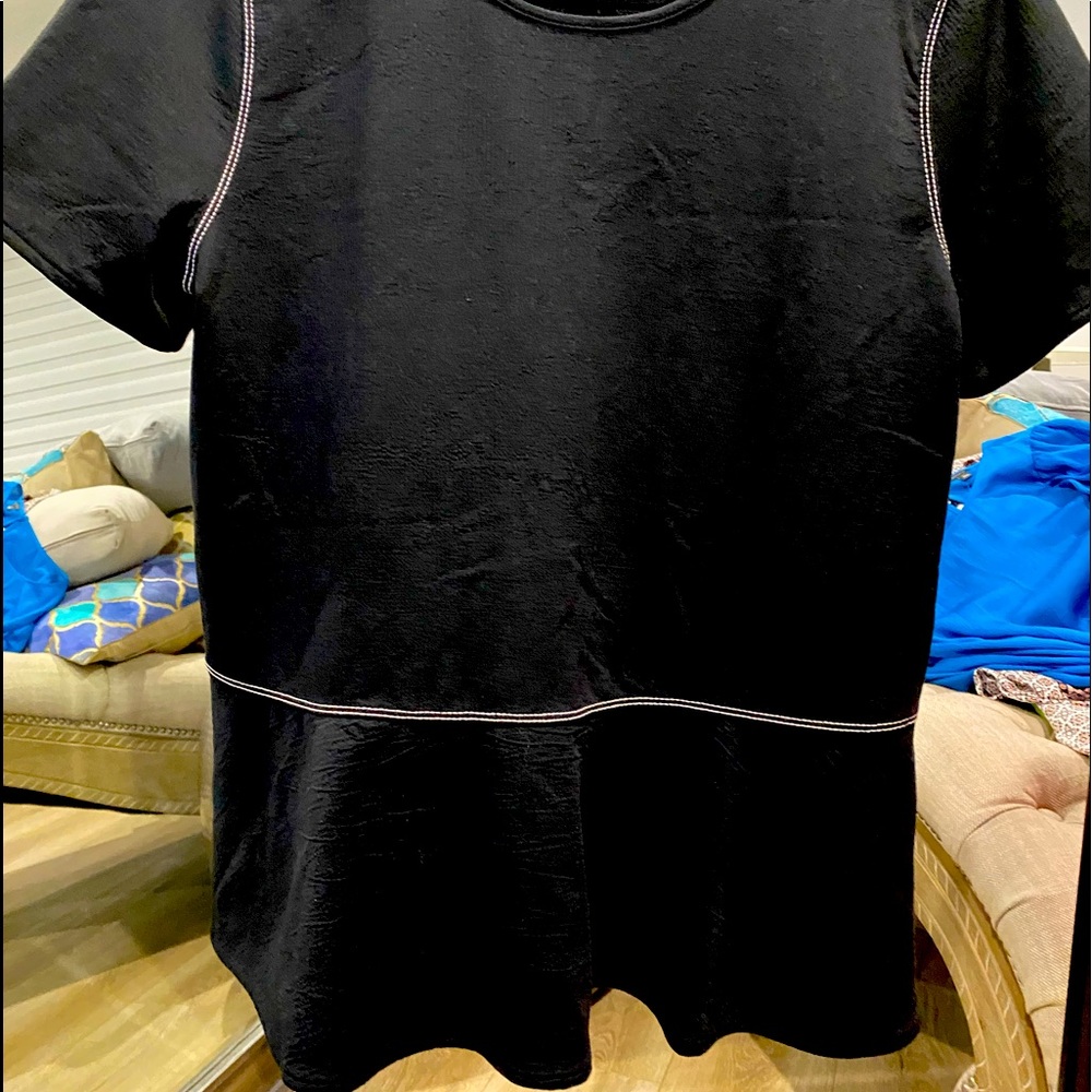 Ann Taylor black short sleeve L blouse with white stitching